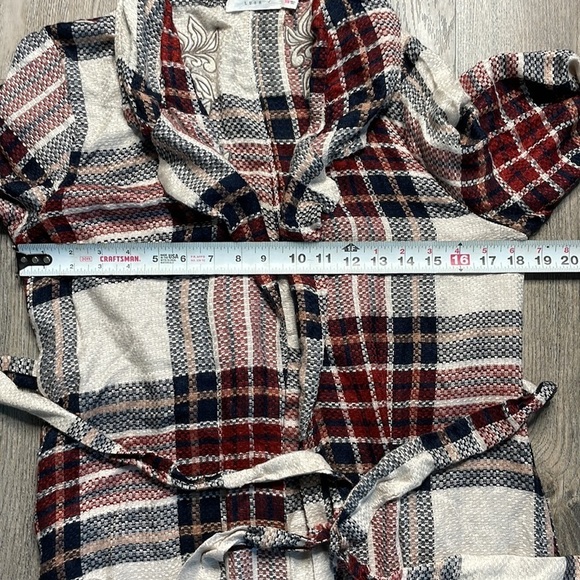 LUSH Plaid Duster Jacket with Embroidery on back, size S/M - Picture 6 of 9